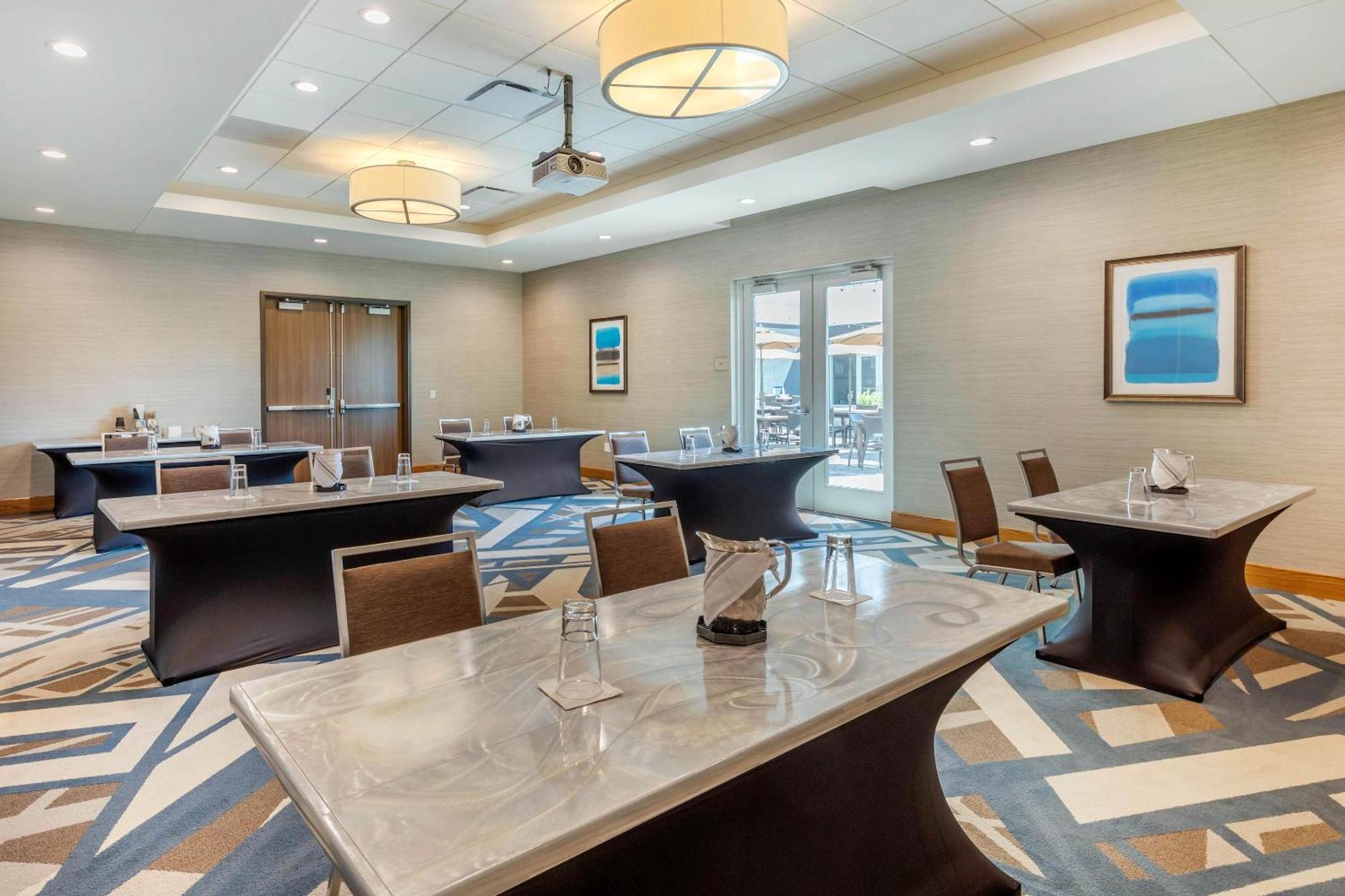 Cambria Hotel Davenport Quad Cities Bettendorf Kültér fotó