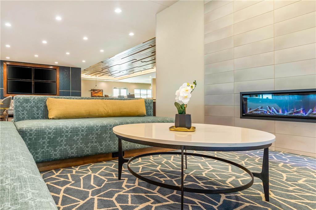 Cambria Hotel Davenport Quad Cities Bettendorf Beltér fotó