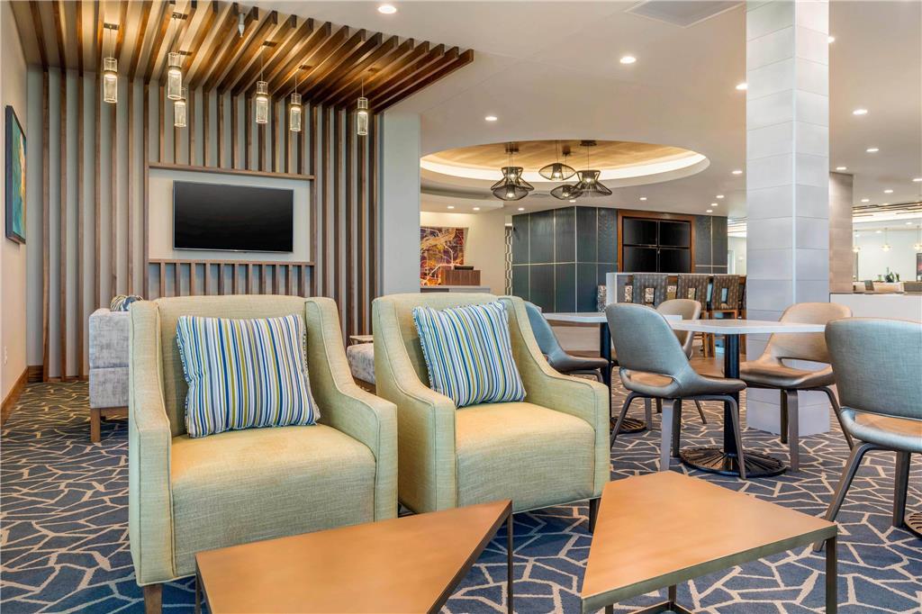 Cambria Hotel Davenport Quad Cities Bettendorf Beltér fotó